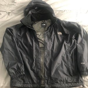 Mens LG (Womens XL) used and in good condition Northface rain jacket.